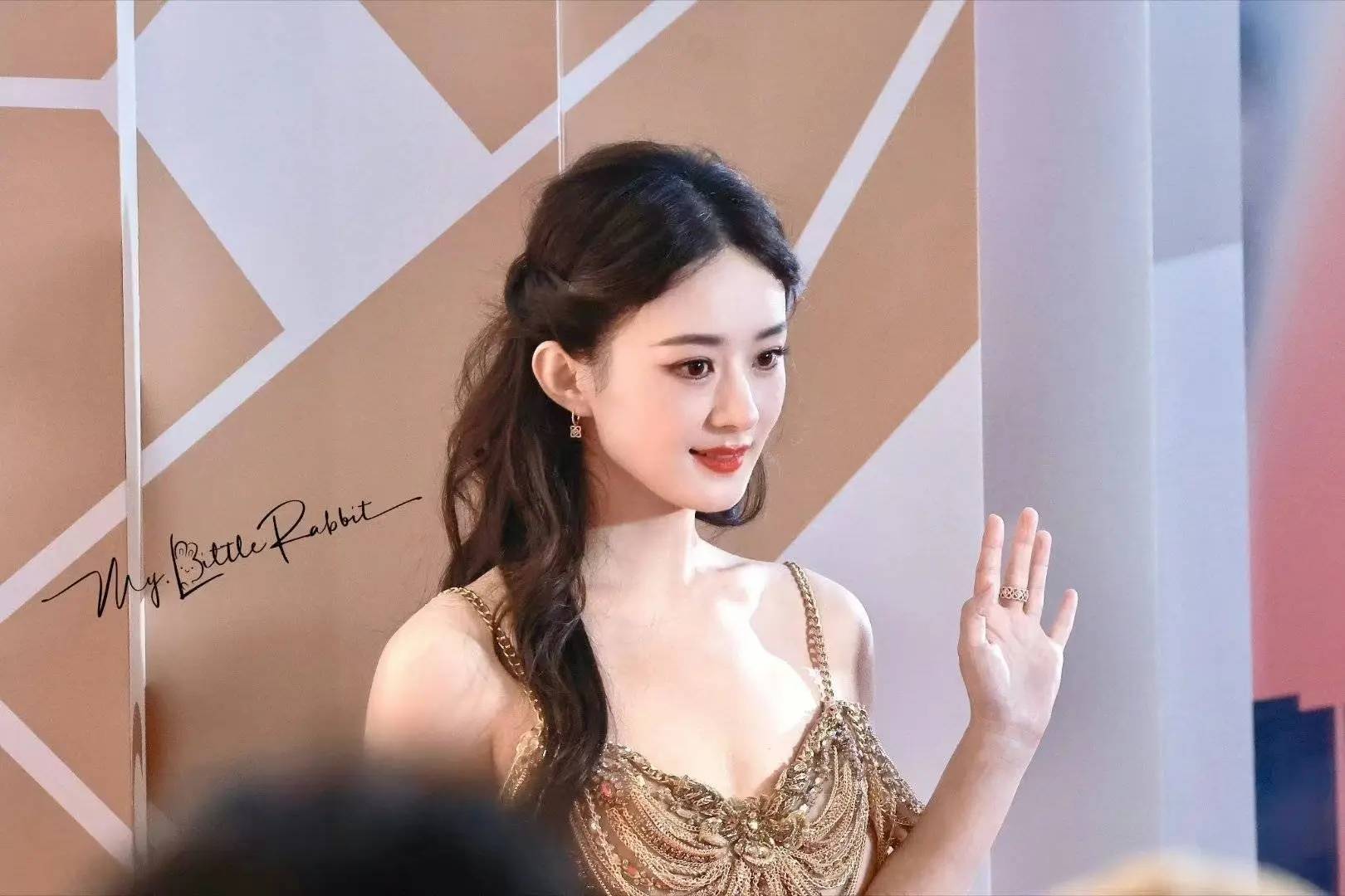 李雪健、赵丽颖分获百花奖最佳男女配角，于适获得最佳新人奖