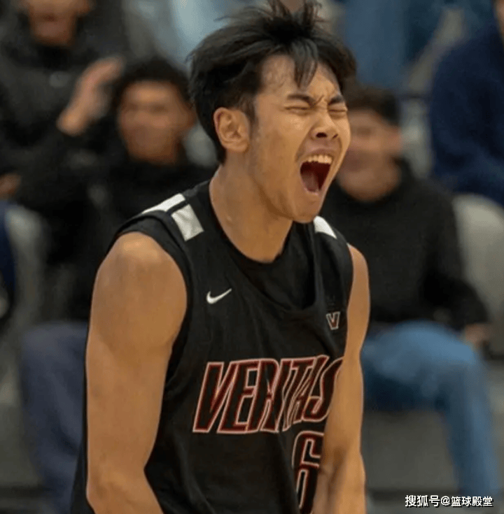 张博源美高狂砍18分6板!防守更合理,进攻会无球,当选最佳球员