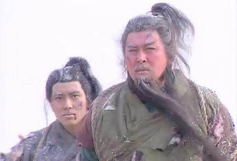 鼠辈马忠接连擒杀关羽，射杀黄忠，最后得到什么报应？